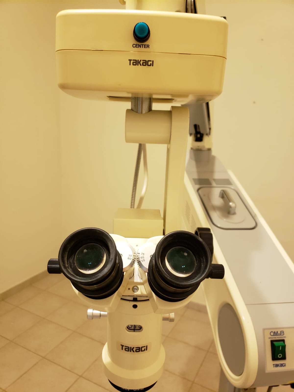 Microscopio quirúrgico