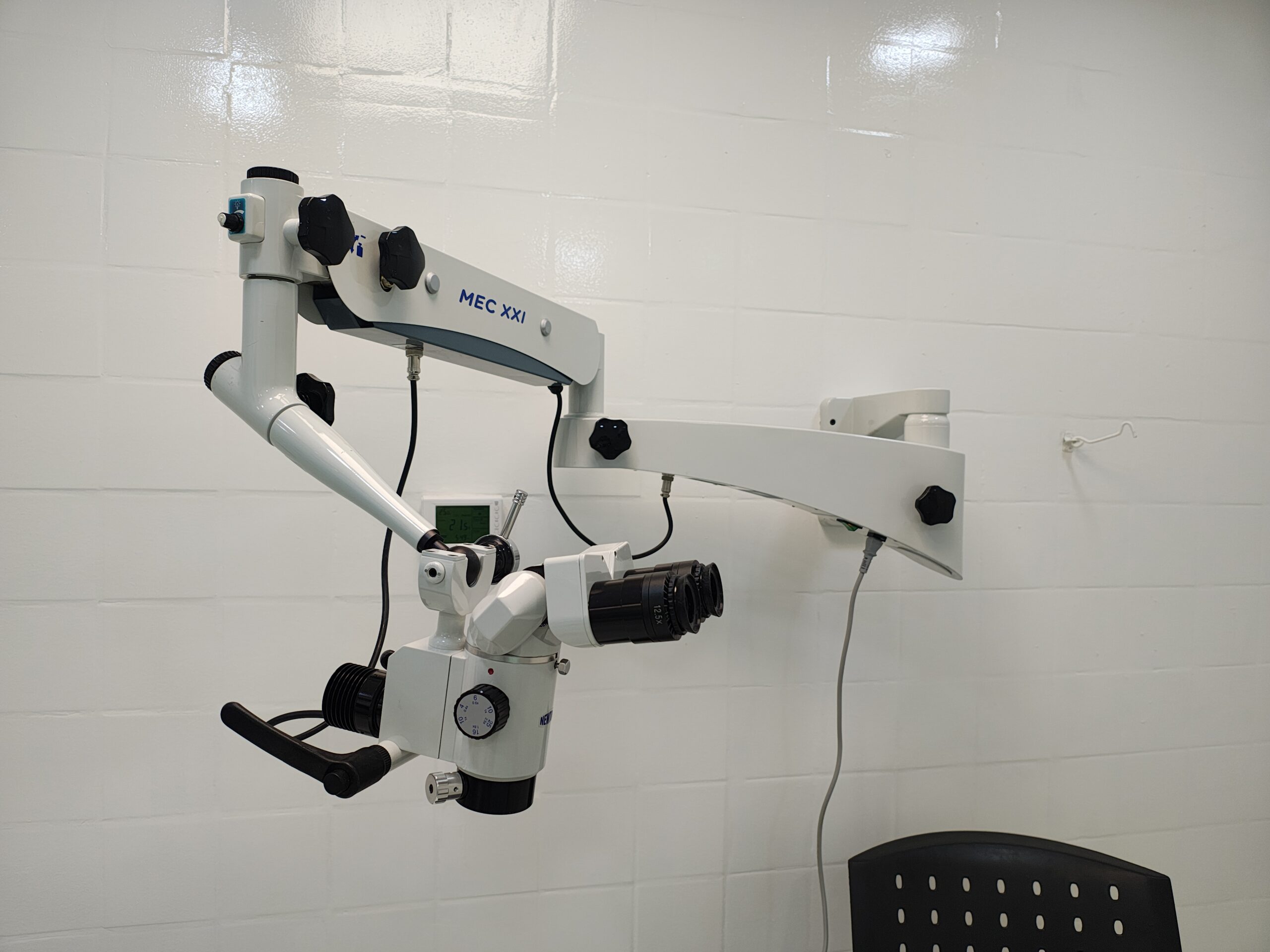 Microscopio quirúrgico